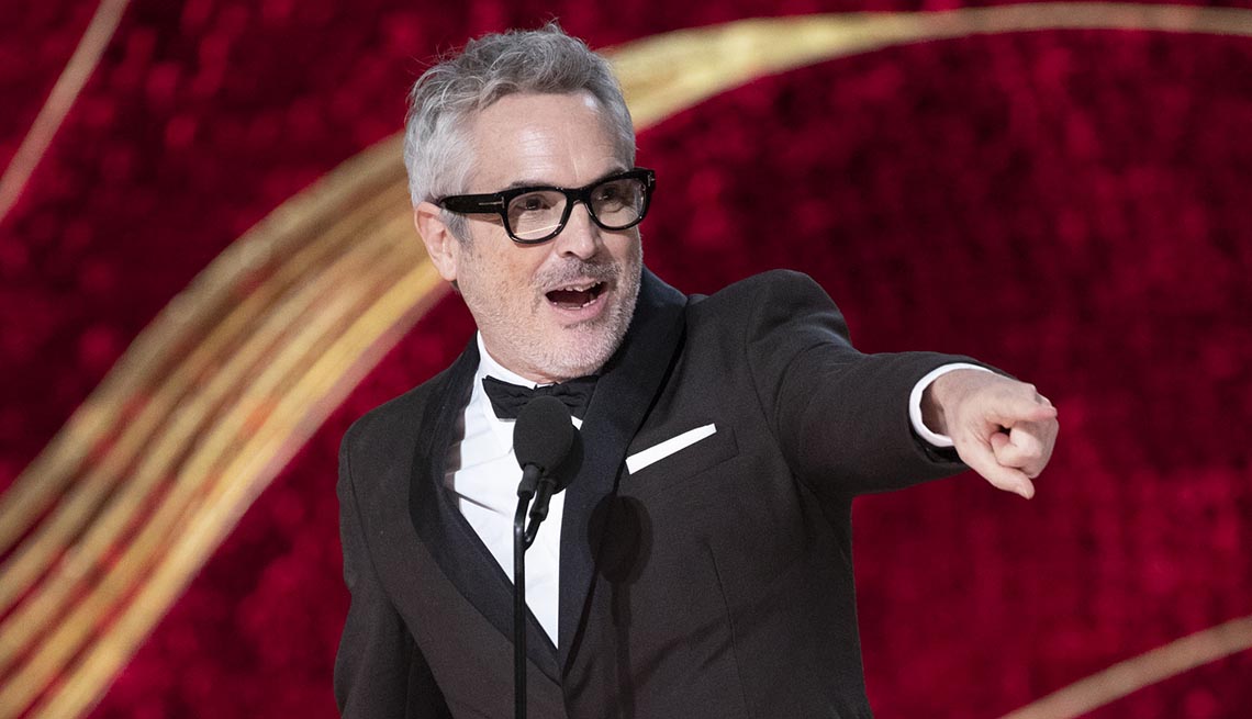 Alfonso Cuaron wins best director Oscar for "Roma"