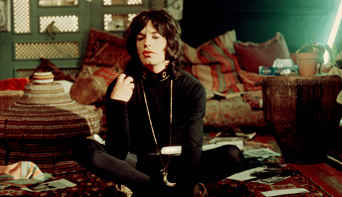  Mick Jagger protagoniza la película 'Performance'
