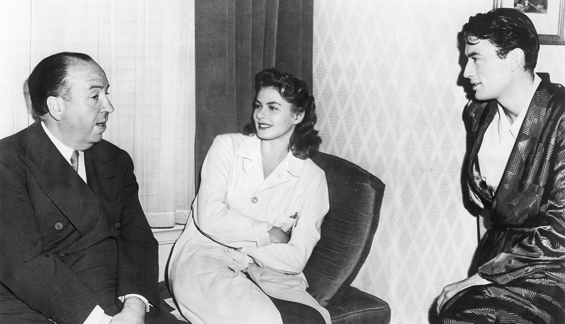 Alfred Hitchcock e Ingrid Bergman, una actriz de la era dorada de Hollywood a 100 años de su natalicio.