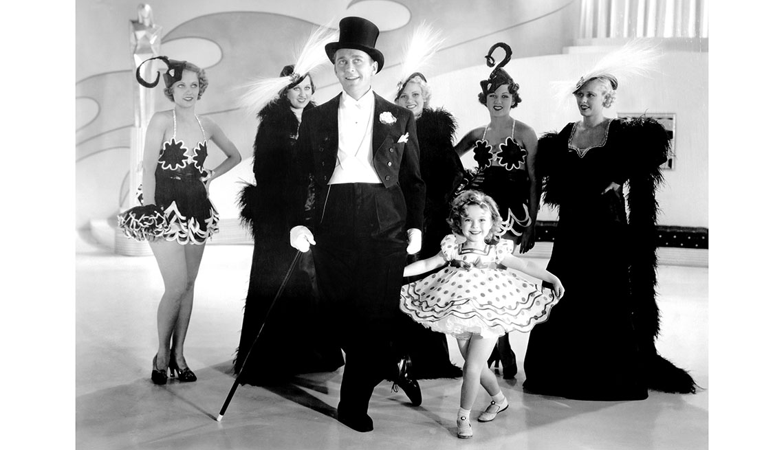 item 2 of Gallery image - Shirley Temple en la película STAND UP AND CHEER!, 1934