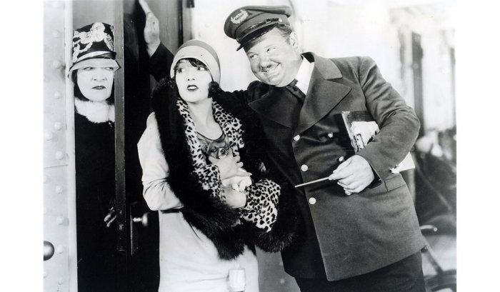 item 3 of Gallery image Lupe Vélez, actriz mexicana, con el actor Oliver Hardy