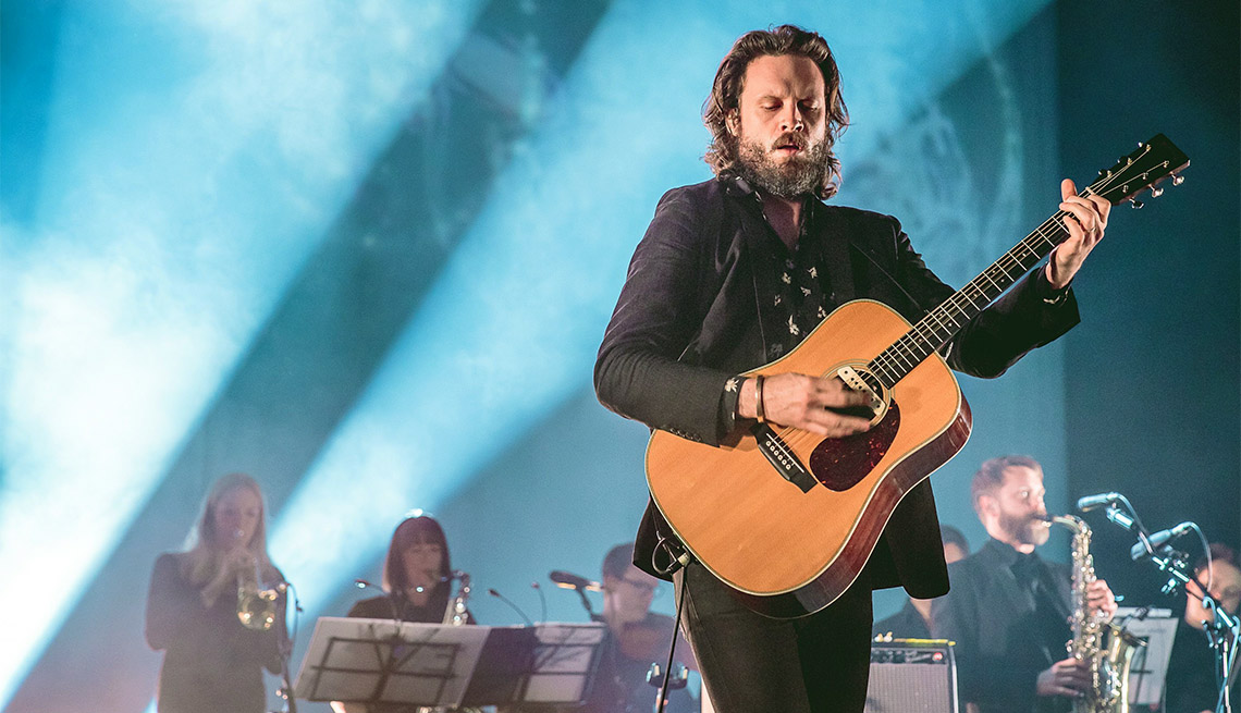 item 5 of Gallery image - Father John Misty in concert
