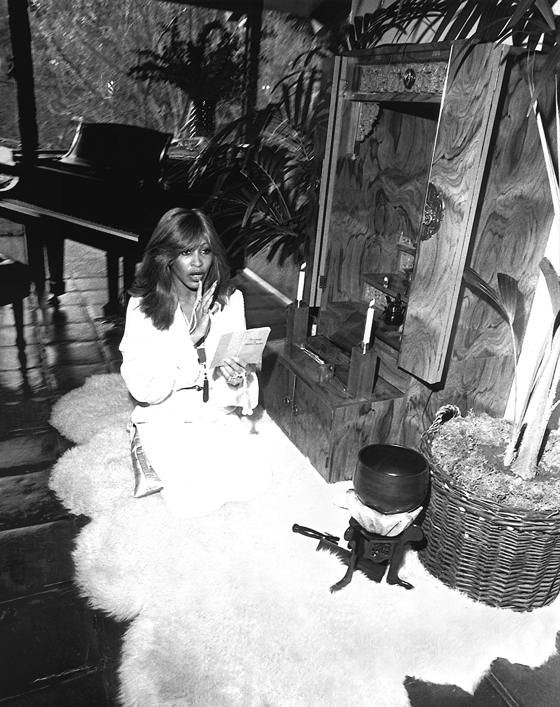 tina turner chanting at home in the late seventies
