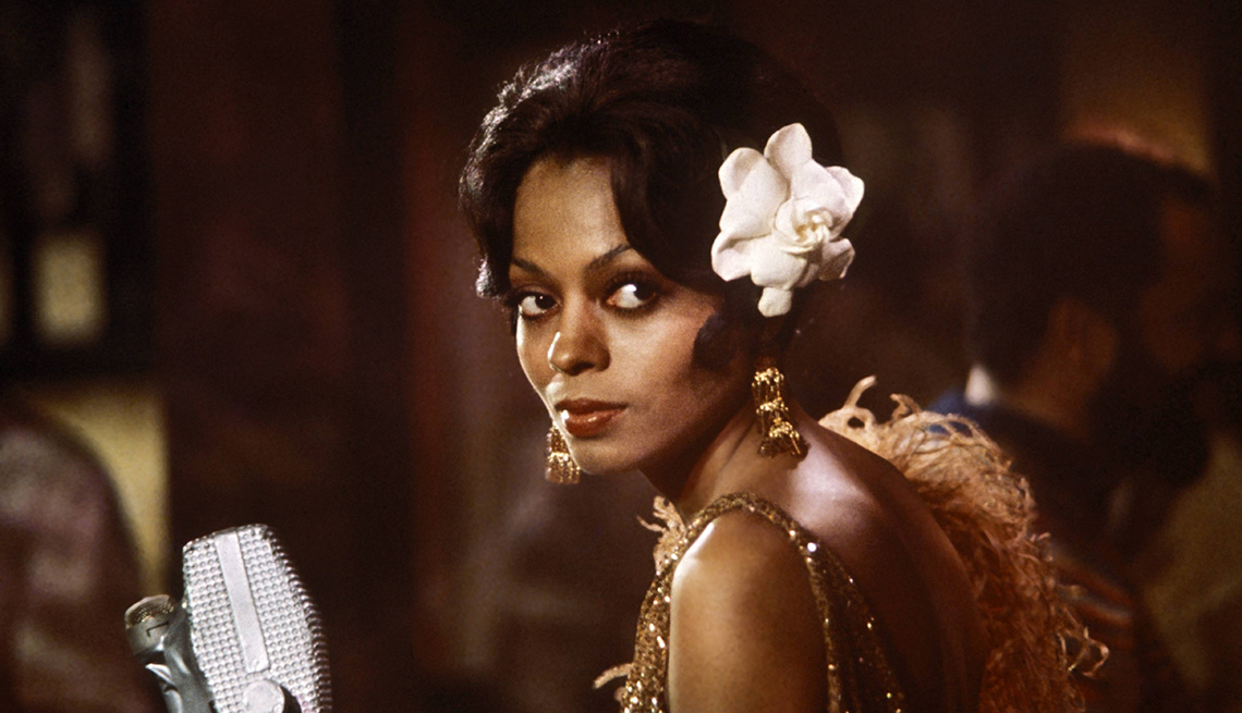 Diana Ross interpreta a Billie Holiday en la película Lady Sings the Blues.