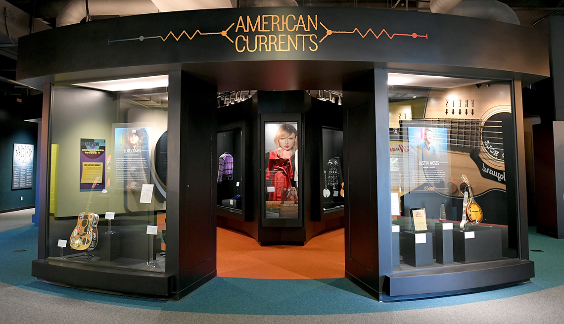 item 9 of Gallery image - La nueva exposición del Country Music Hall of Fame and Museum