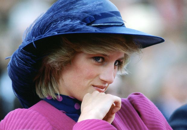 Princes Diana, blue feather hat (Tim Graham/Getty Images)