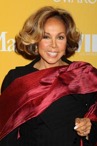 Diahann Carroll pioneer television red carpet smile