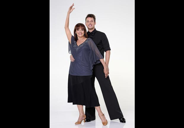Valerie Harper partners with Tristan Macmanus on Dancing with the Stars (Craig Sjodin/ABC)