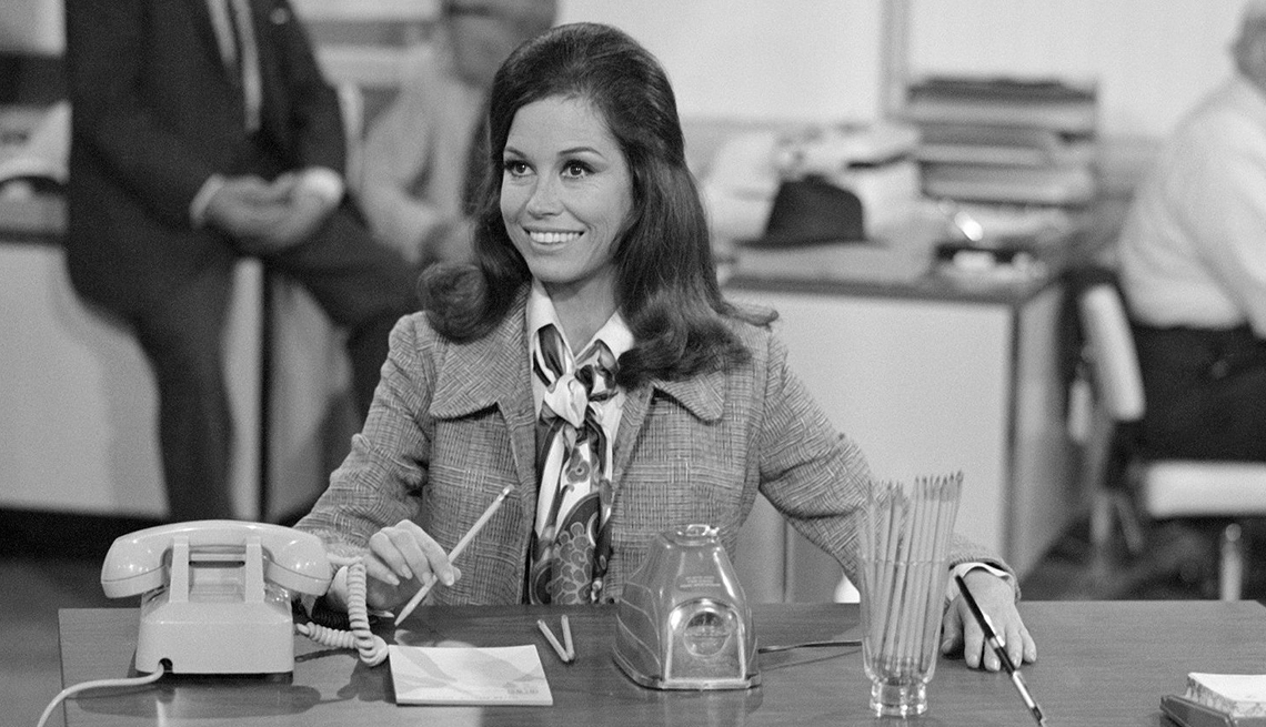 Mary Tyler Moore on 'The Mary Tyler Moore Show' in 1970
