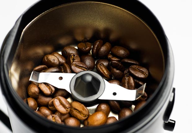Triturador de café - 10 Herramientas de cocina esenciales
