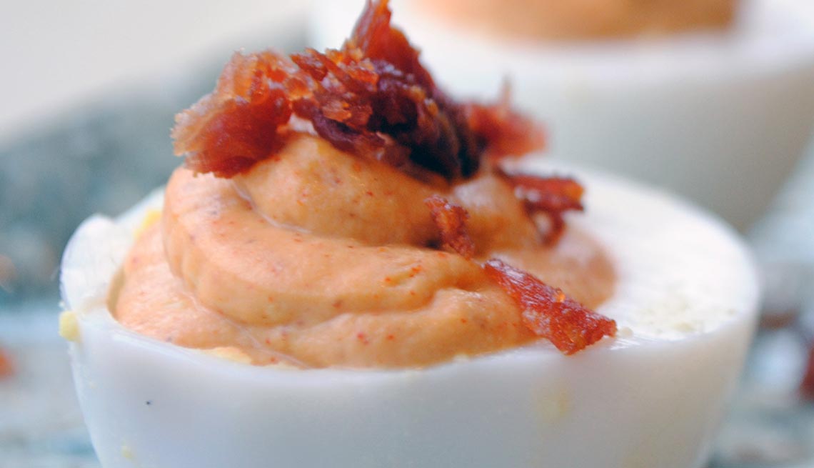 Deviled Eggs With Salsa and Sun Dried Tomatoes, 10 Easy Guilt-Free Snacks