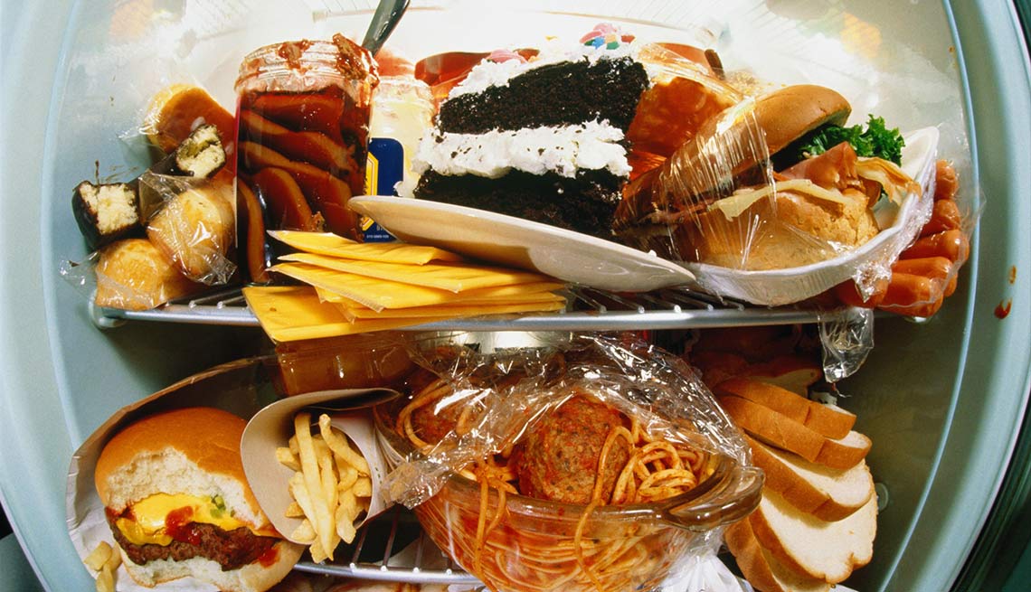 Variedad de platos y comidas - Comer compulsivamente
