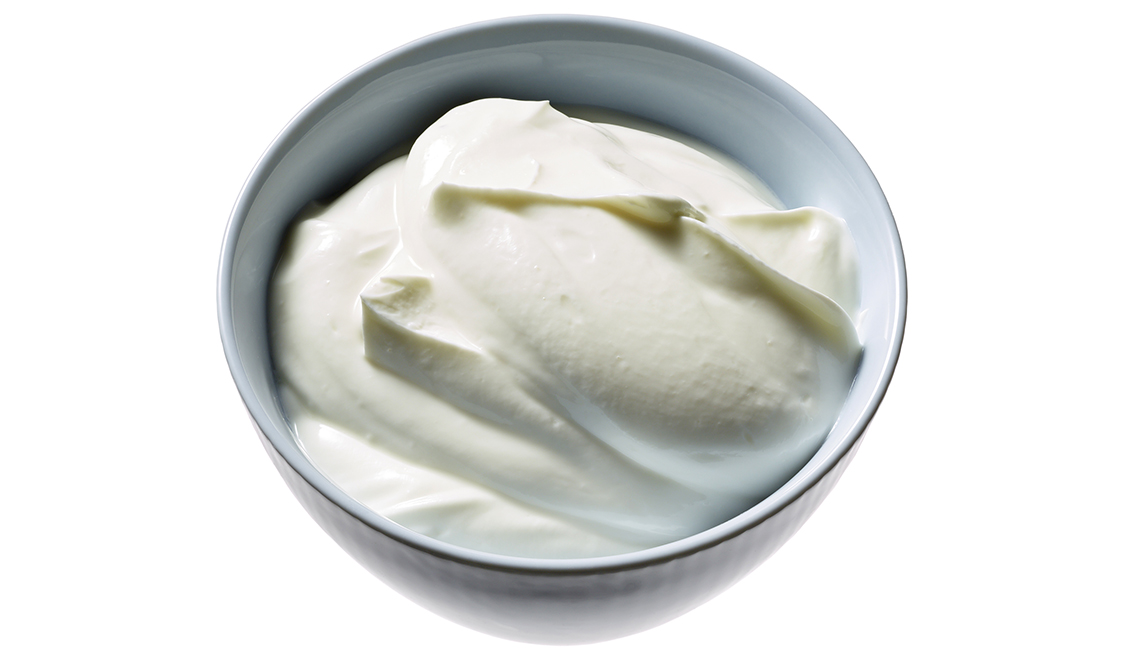 item 15 of Gallery image - Yogurt en un recipiente