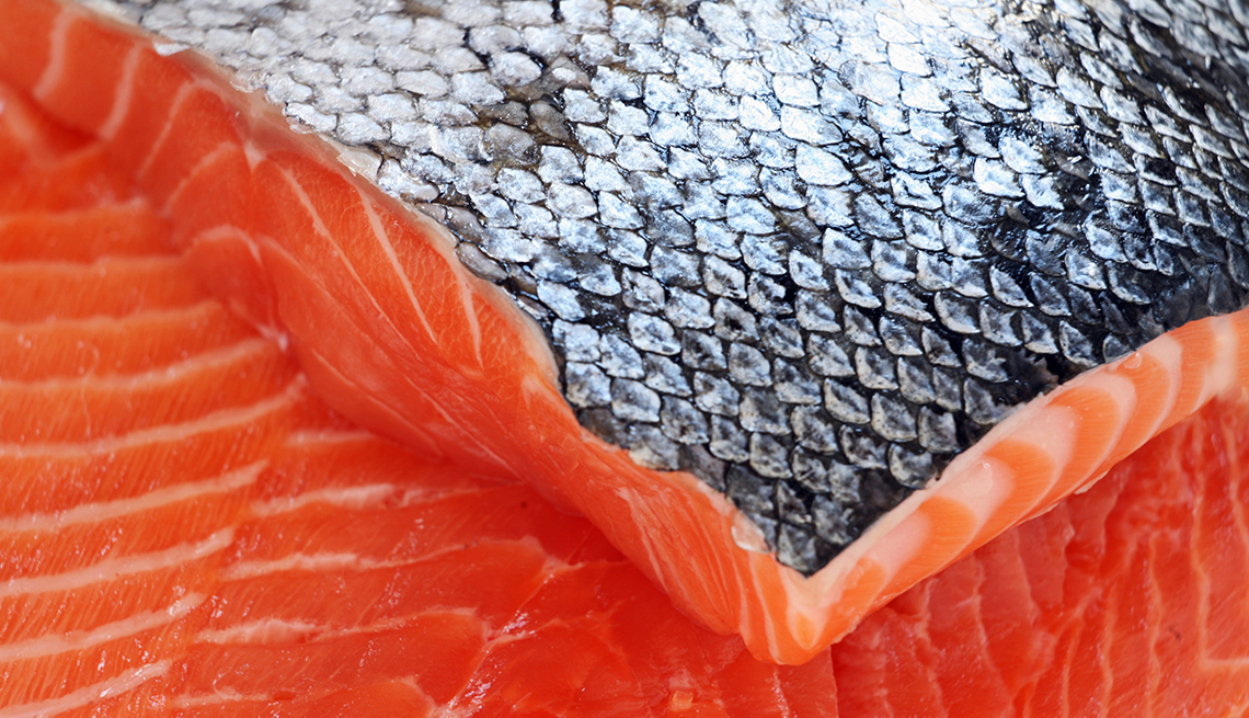 Fresh Raw Salmon, Foods That Help Alleviate Pain