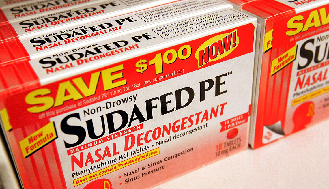 Empaque del medicamento Sudafed PE, descongestionante nasal