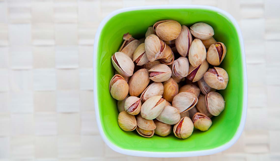 Pistachios in a bowl, Best Nuts Health
