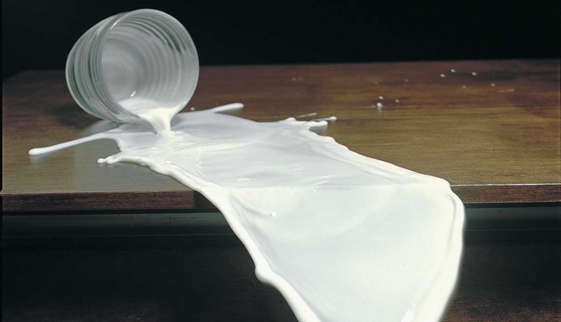 Vaso de leche derramada