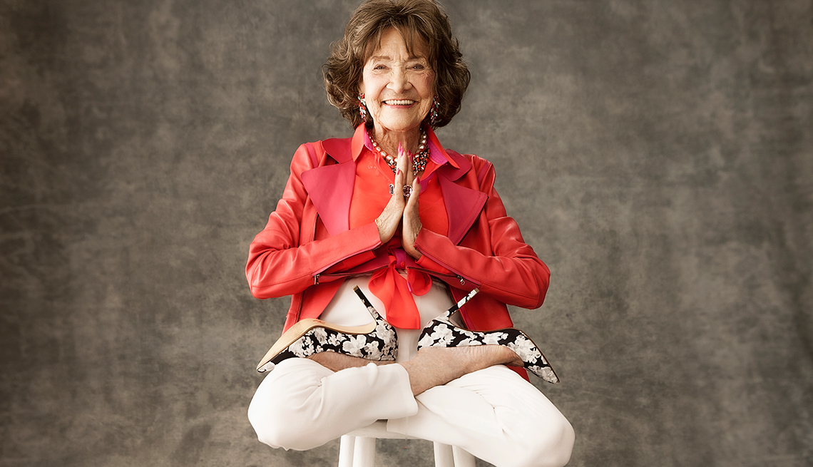 Tao Porchon-Lynch, la instructora de yoga de mayor edad en el mundo 