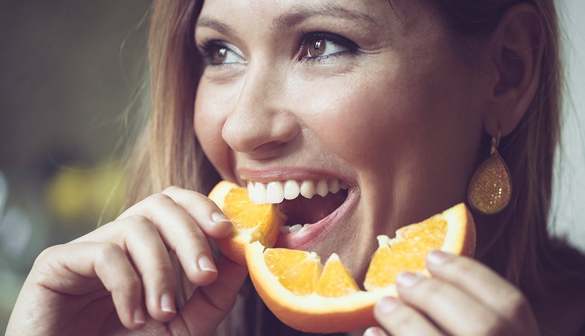 Eating Oranges Daily May Reduce Your Risk of Dementia