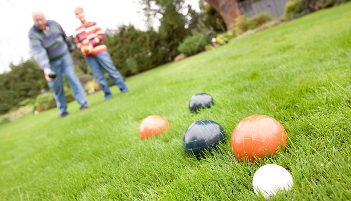 FamilyFriendly Outdoor Games to Play This Summer