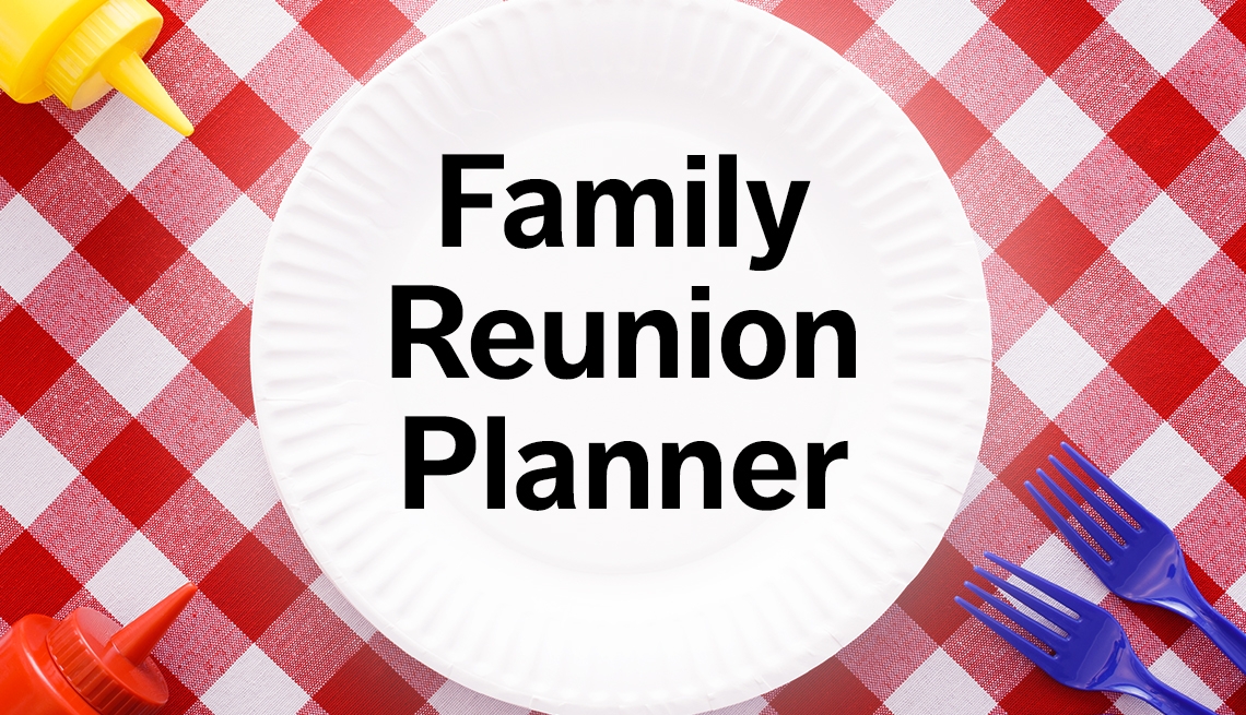 red checkered picnic tablecloth background with a paper plate that contains the text family reunion planner