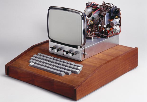 Este fue el primer ordenador fabricado por Apple Computer Inc.