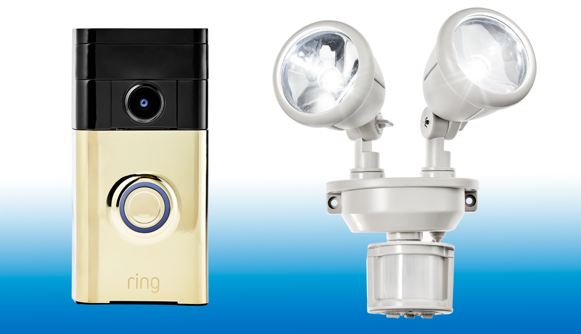 Tech Guide 2017 - Ring Video Doorbell & Maxsa's Dual-Head Solar Security Light Tech Guide 2017 - Ring Video Doorbell & Maxsa's Dual-Head Solar Security Light