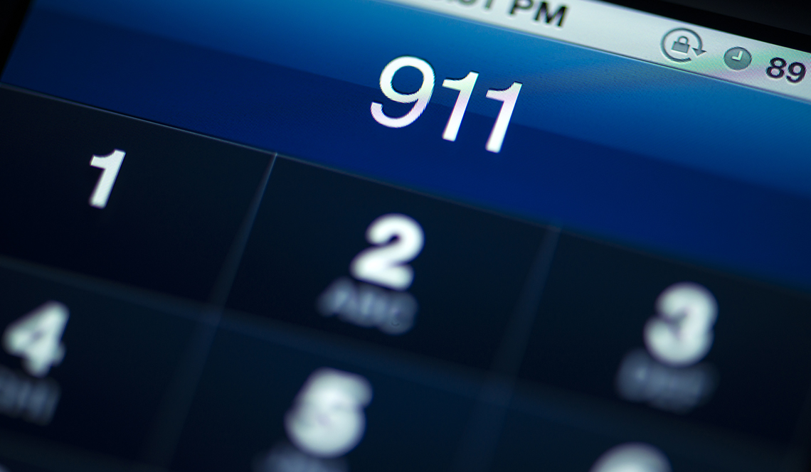 Apple Speeds 911 Call Locations From IPhones