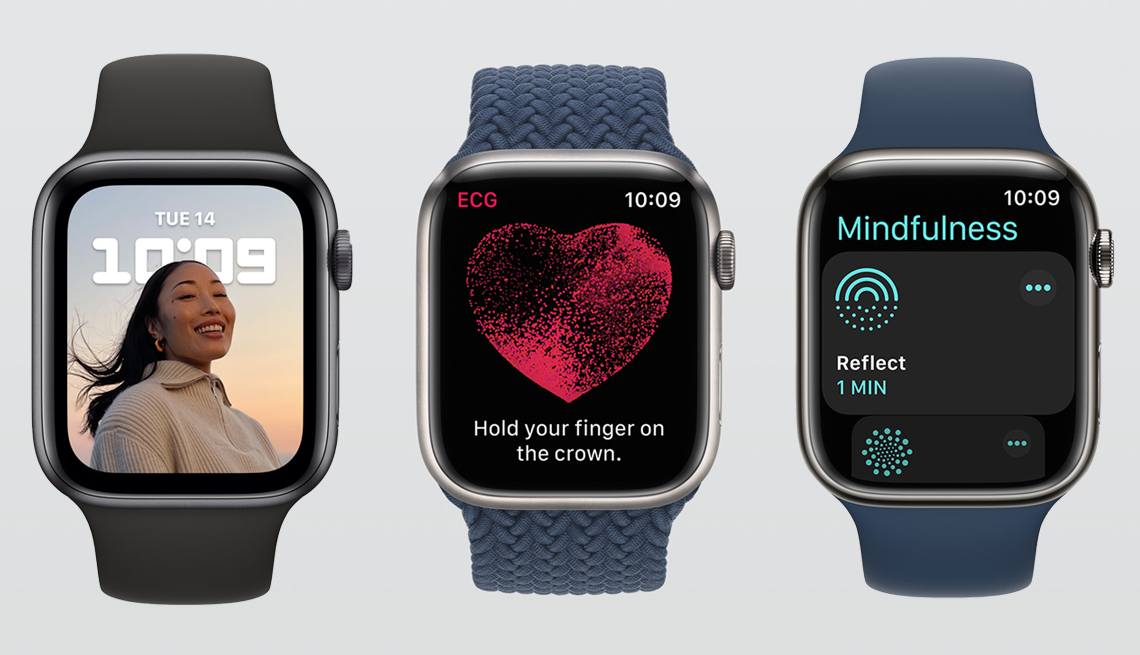 an apple watch showcasing an e c g function and a mindfulness function