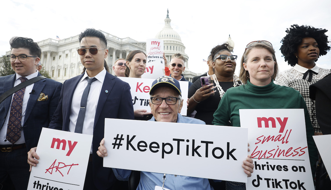 tiktok user patriotic kenny and other activists demonstrate to support the social media platform in washington dc