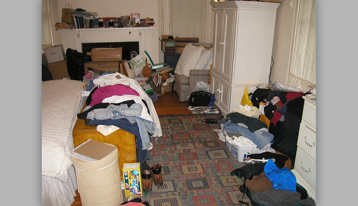 item 3 of Gallery image - a very cluttered bedroom 