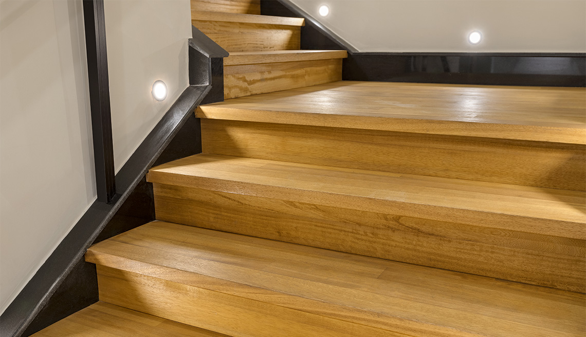 Do Stairs and Floors Have to Match? A Guide to Harmonious Design