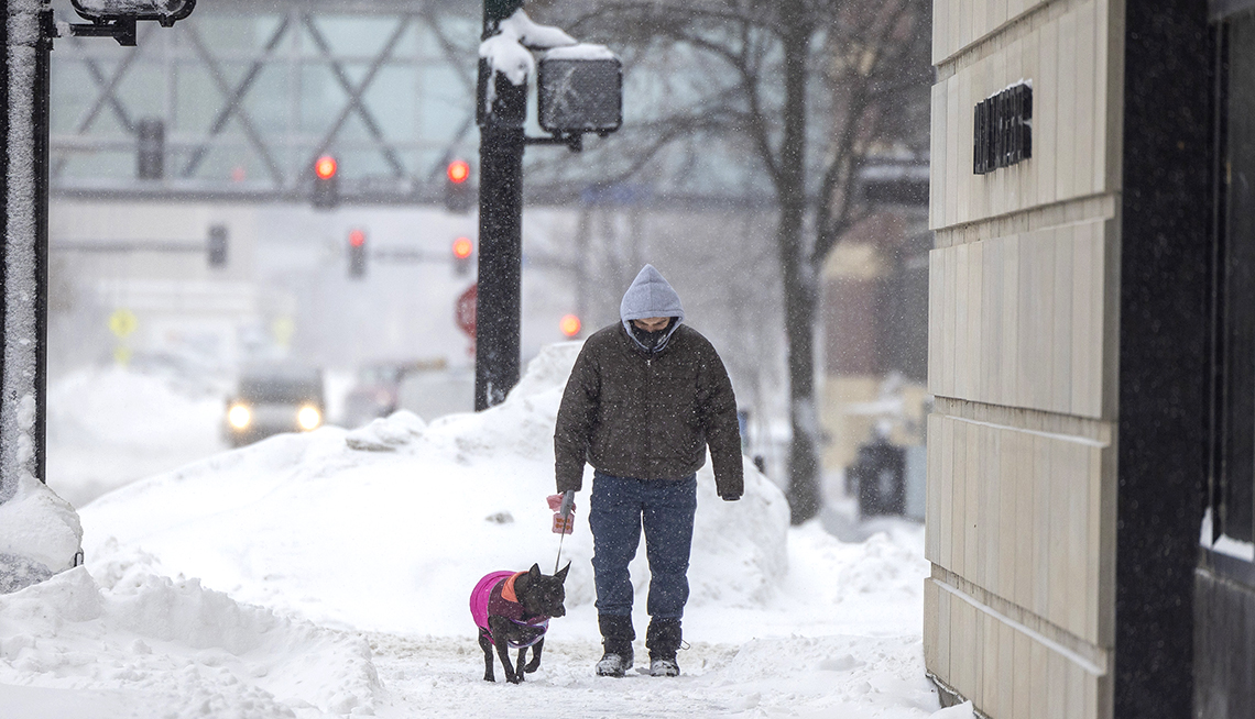 How to Stay Safe in Extreme Cold, Winter Weather