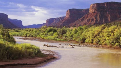 great sunny places to retire- a riverbend in Grand Junction, Colorado