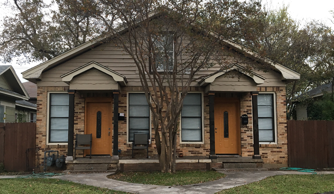 A duplex cottage in the Bishop Arts neighborhood of Dallas, Texas