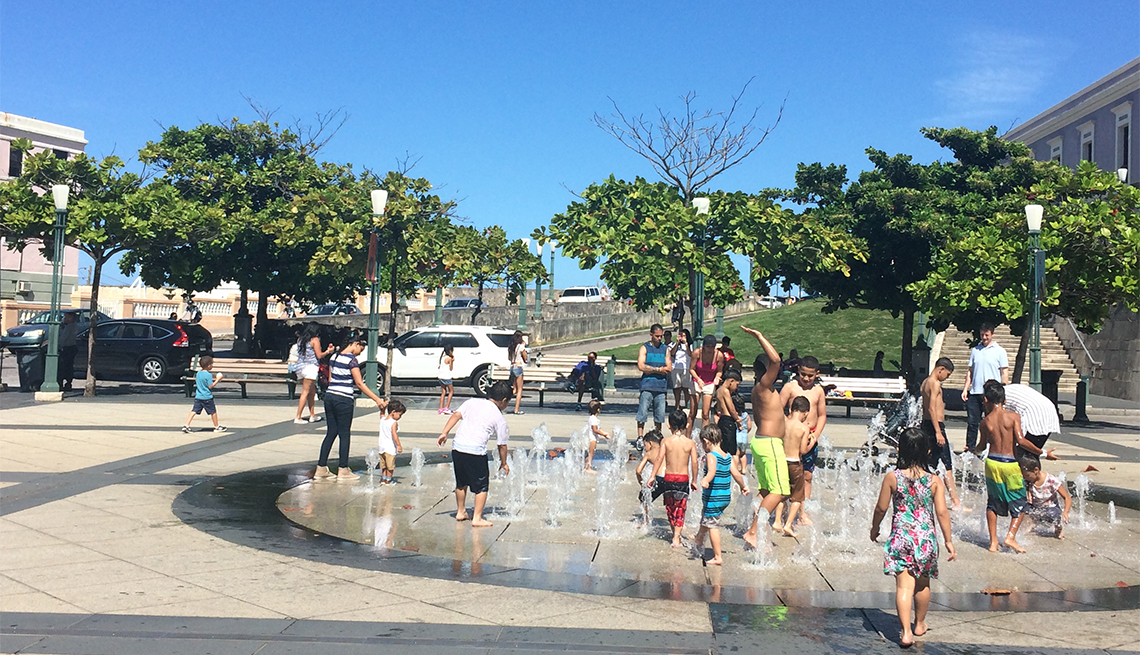 A splash fountain in Old San Juan, Puerto Rico