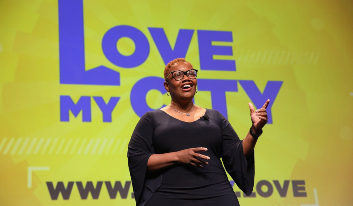 Mayor Karen Freeman-Wilson of Gary, Indiana, presents the National League of Cities' Love My City initiative 