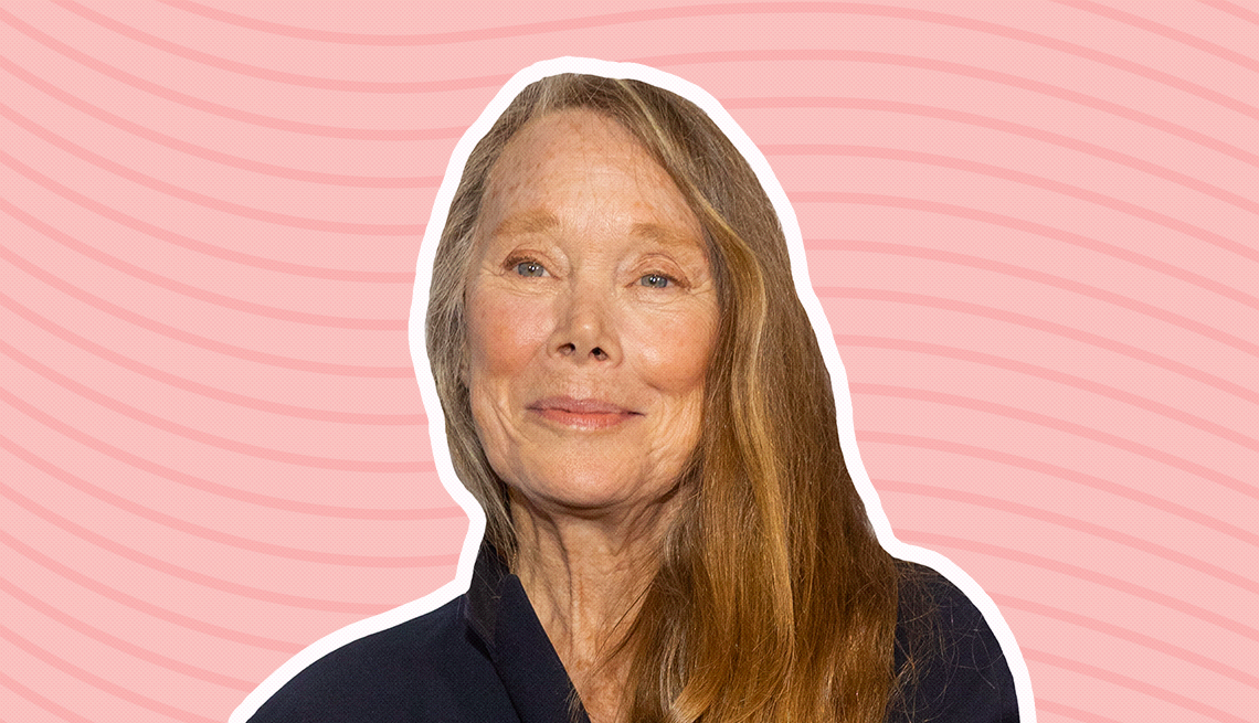 item 7 of Gallery image - sissy spacek against light pink background with curved lines going horizontally from one end to the other