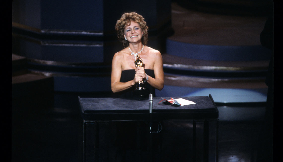 item 7 of Gallery image - Sally Field gives her famous "you like me" Oscar speech in 1985