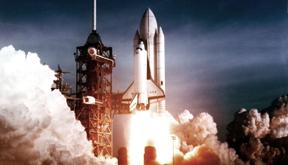 item 19 of Gallery image - NASA launches its first space shuttle, Columbia (1981)