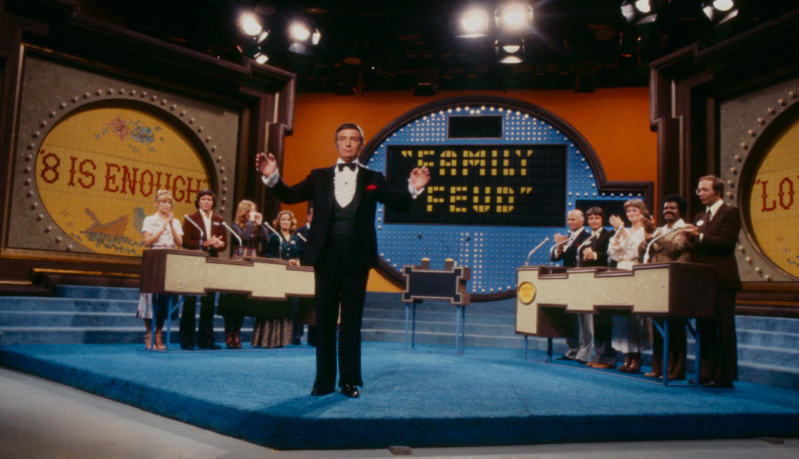 item 20 of Gallery image - (L-R) Dick Van Patten, Lani O'Grady, Susan Richardson, Grant Goodeve, Laurie Walters, 'Eight is Enough', Richard Dawson, Gavin MacLeod, Fred Grandy, Lauren Tewes, Ted Lange, Bernie Kopell, 'The Love Boat' appearing on the ABC tv special 'All-Star Family Feud Special'
