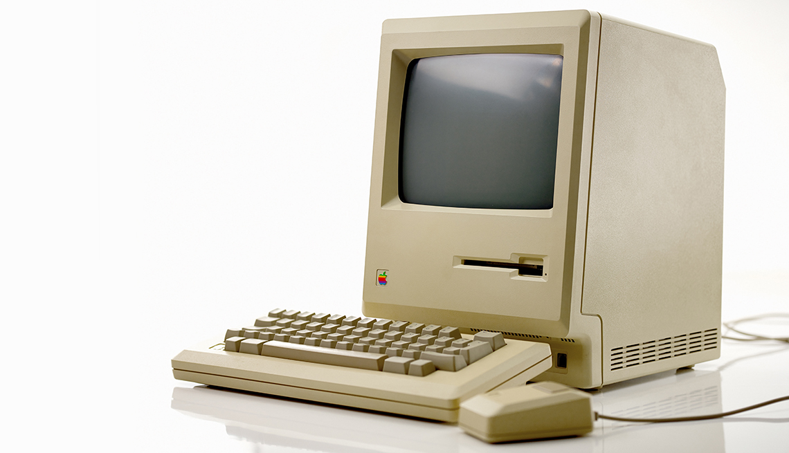 item 8 of Gallery image - apple macintosh computer