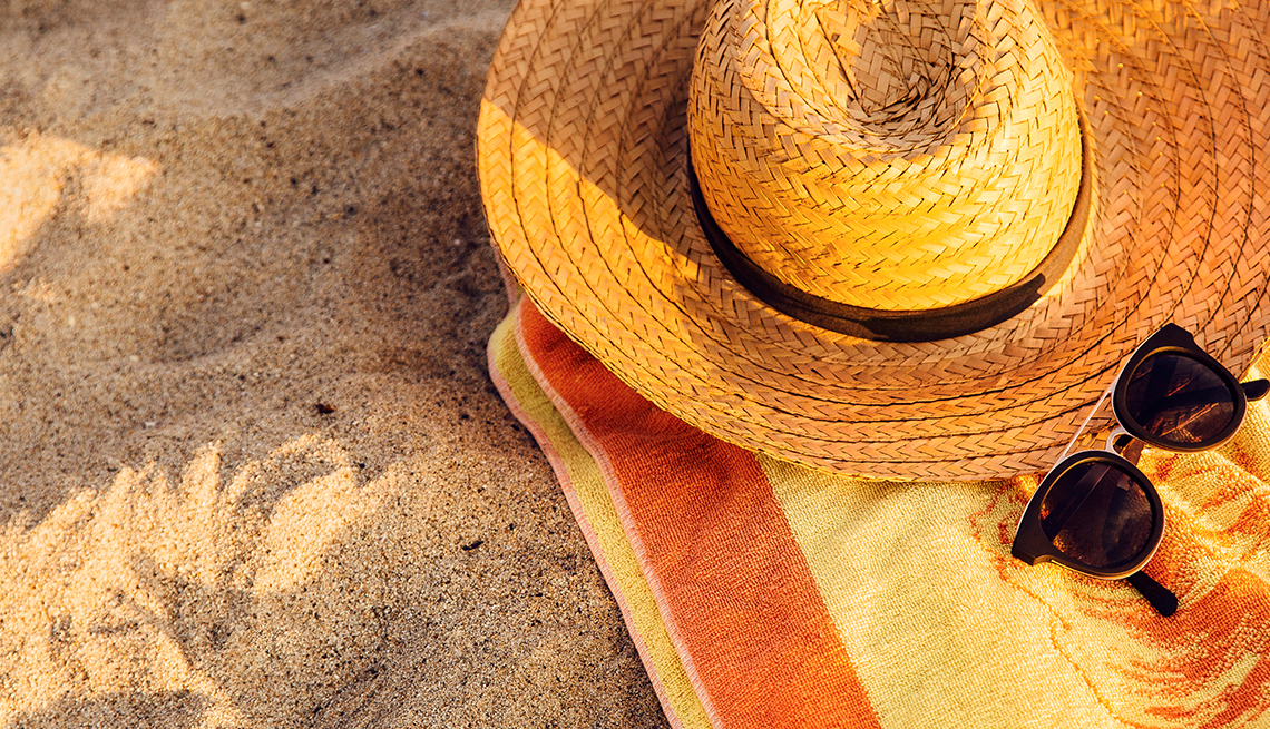 sun hat, beach, sunglasses
