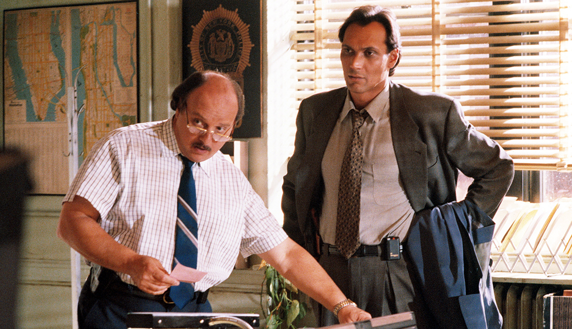Dennis Franz and Jimmy Smits on the set of NYPD Blue