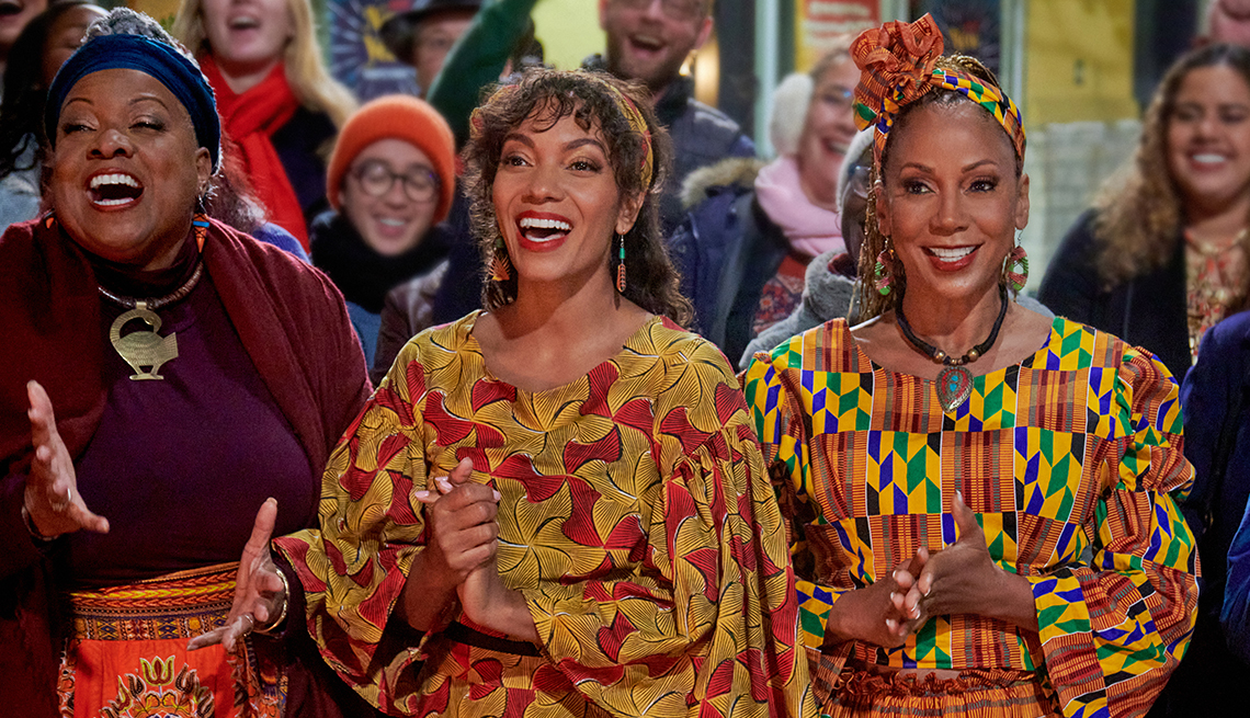 jennie esnard, lyndie greenwood and holly robinson peete in a still from holiday heritage