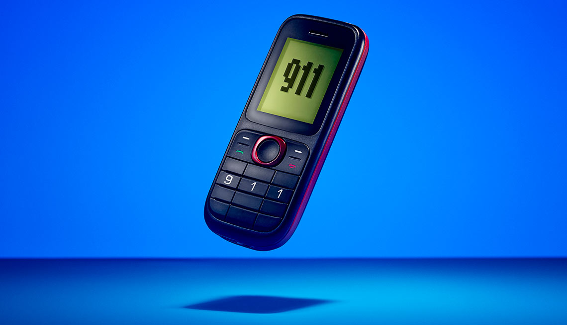 Consejos de tecnología en el segmento 99 formas de ahorrar como tener un teléfono móvil que no esté activado, pero que servirá para llamar al 911