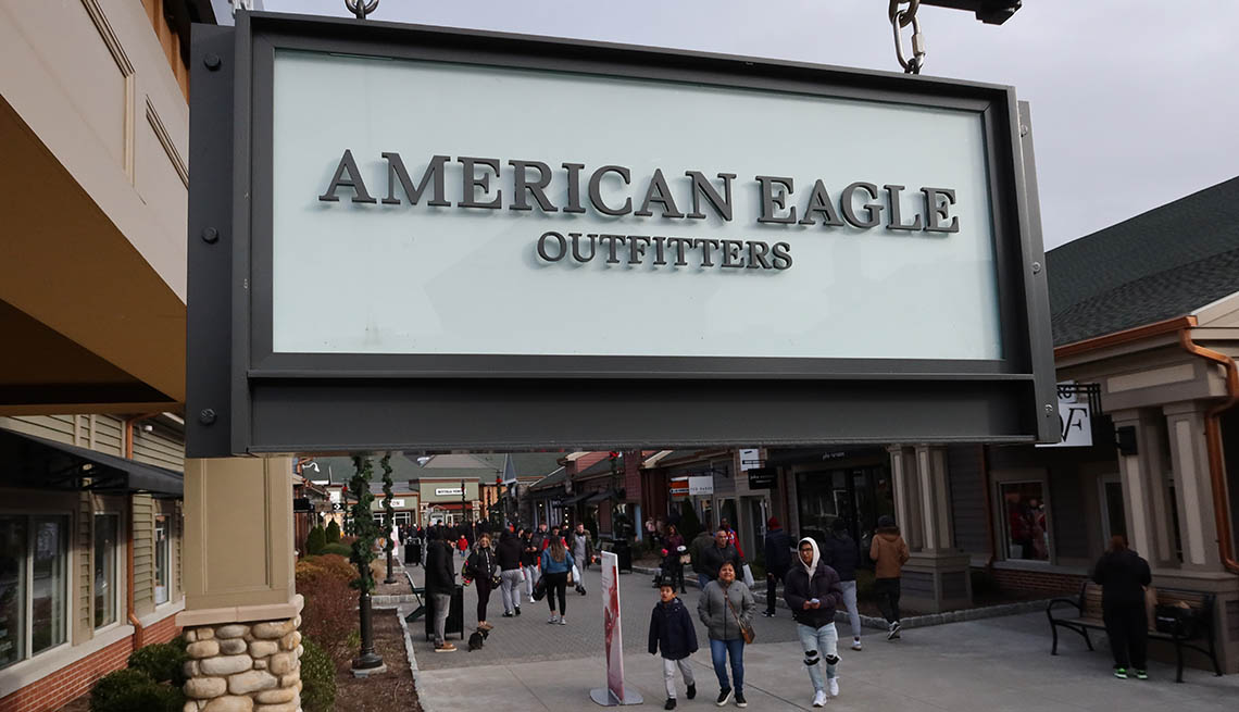 American Eagle Outfitters sign 