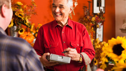 Un cliente en una floristería - Su pequeña empresa puede ser la clave para su jubilación