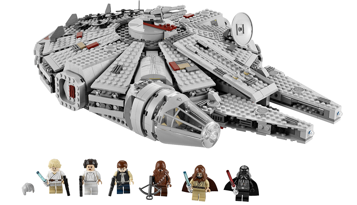 Un set de Lego la la nave Milleniumn Falcon de la serie la Guerra de las Galaxias, artículos de colección de valor
