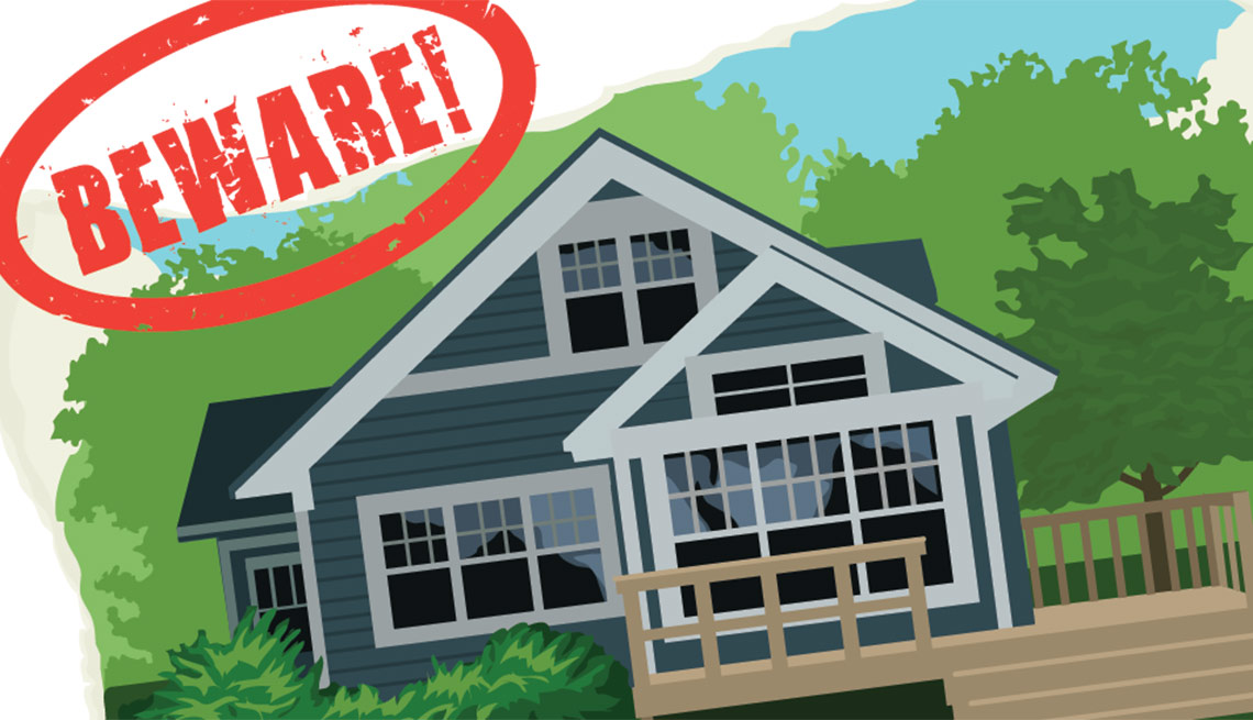'BEWARE' stamped on a Lakefront Vacation Rental Advertisement, Scam Alert: Vacation scams
